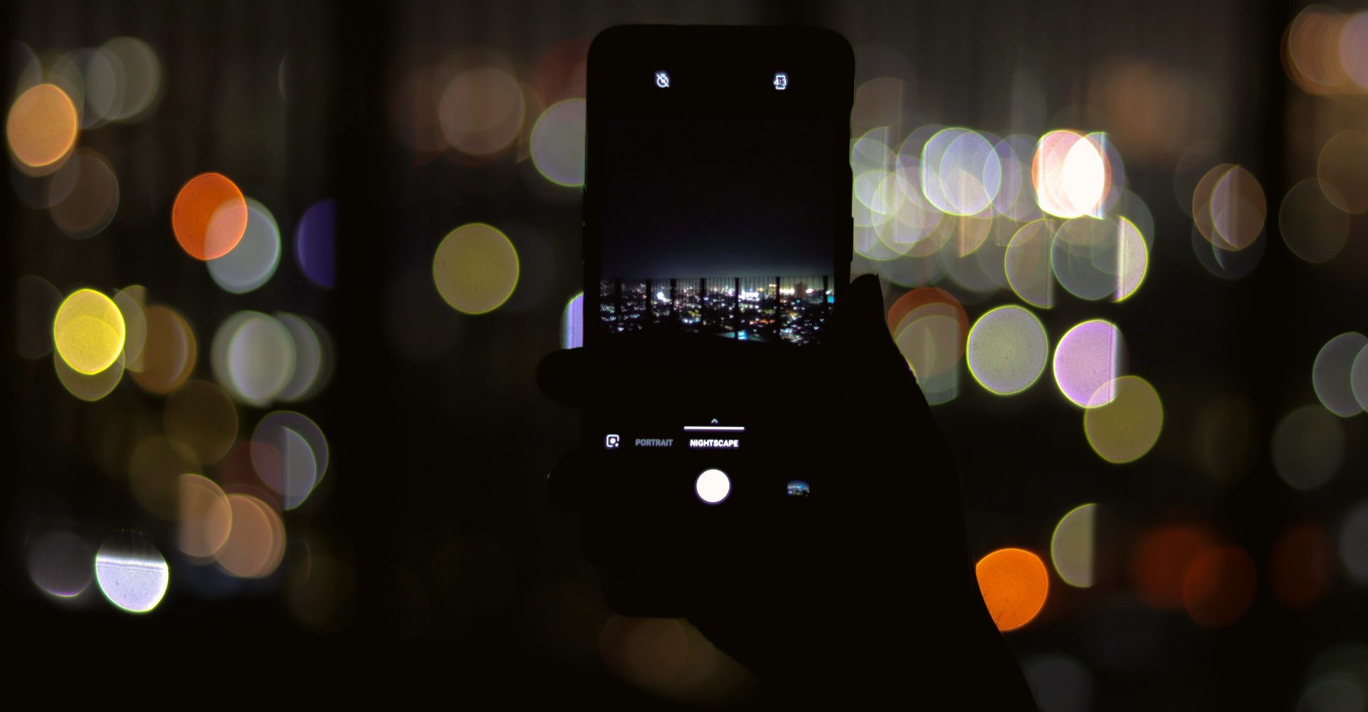 Phone glowing at night, USDT flash software